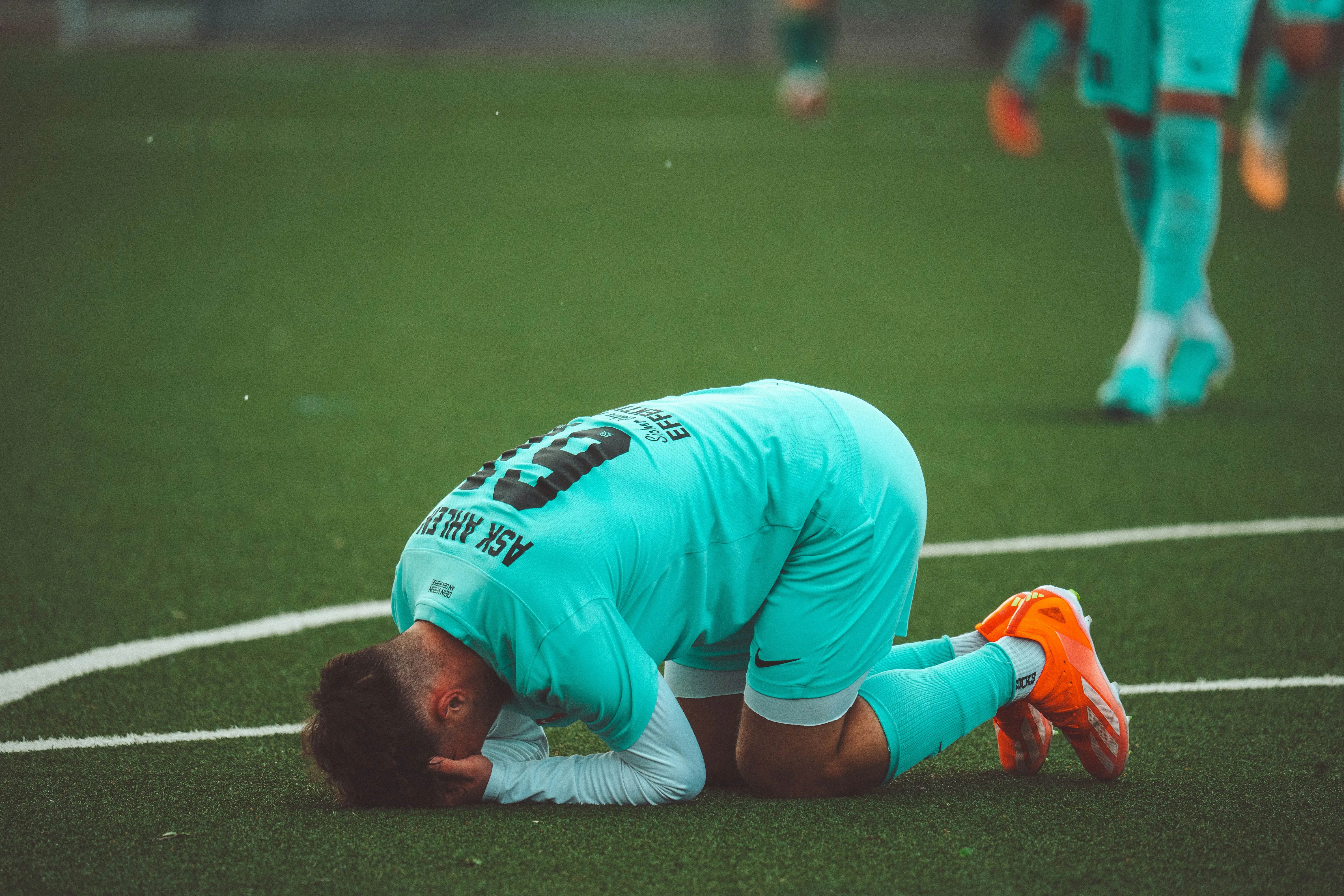 Jugador lesionado en el campo